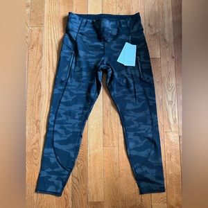 Athleta Rainier tights - size L